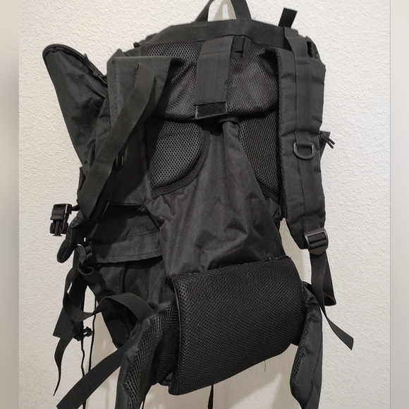 Hiker/Camper/Weekend Warrior Utility Backpack - Picture 10 of 16